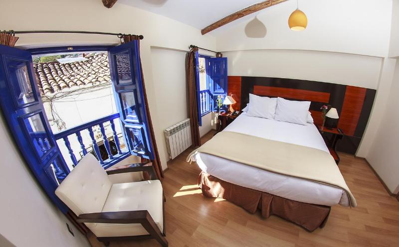Mistico San Blas Boutique