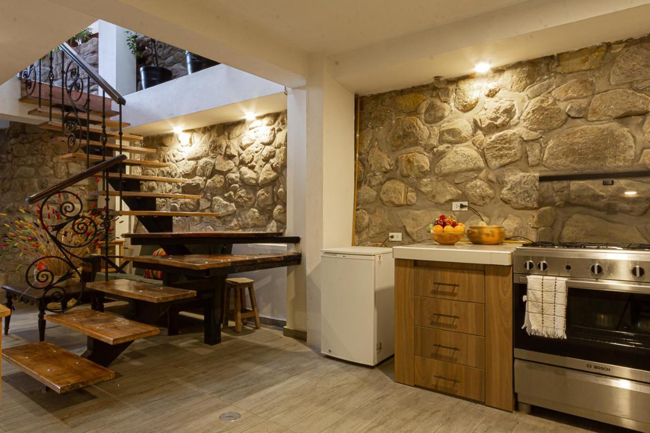 Luna House *