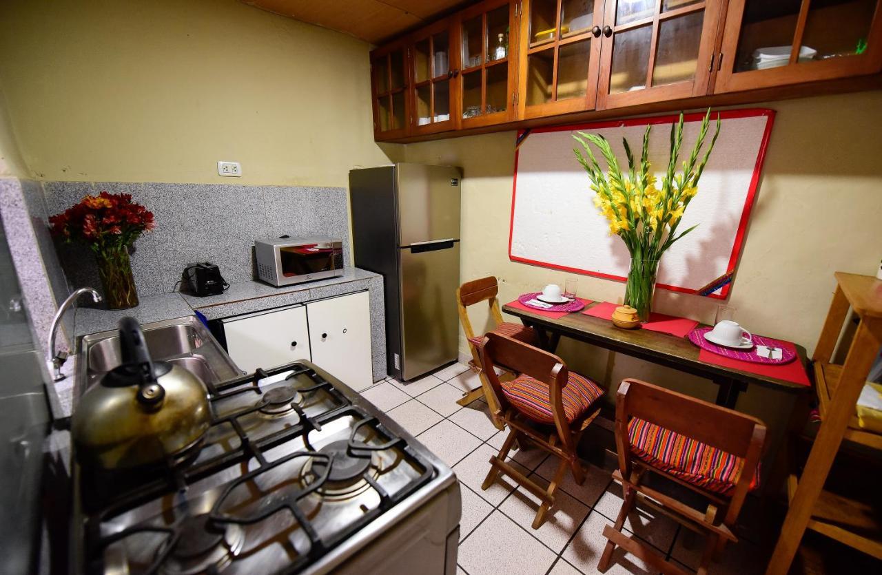 Hostel La Chola